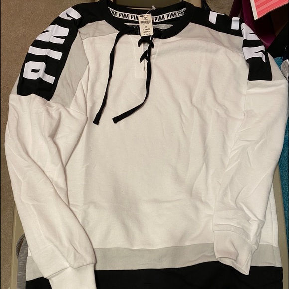 VS PINK CLASSIC JOGGERS VARSITY PULLOVER SET - Picture 9 of 15